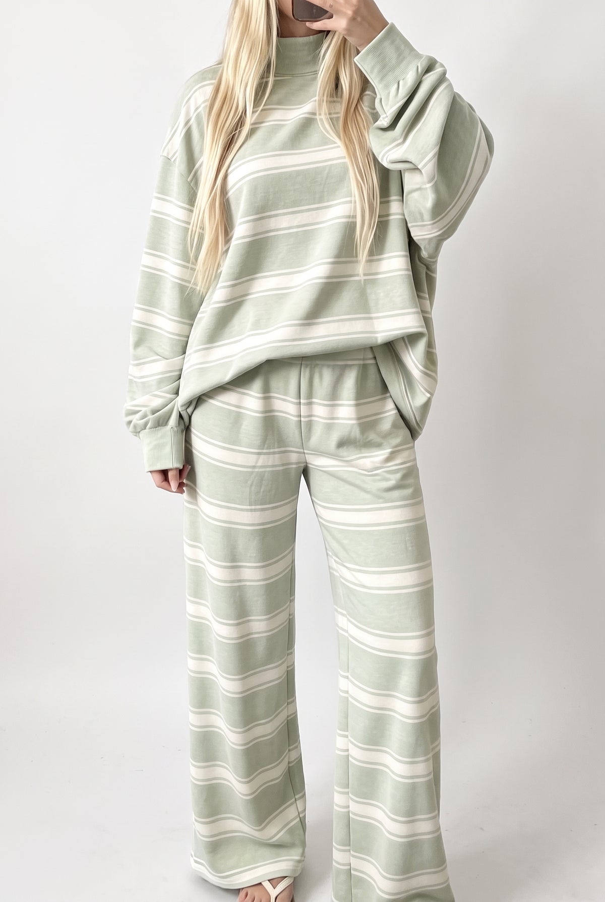 Minori stripe set in light green