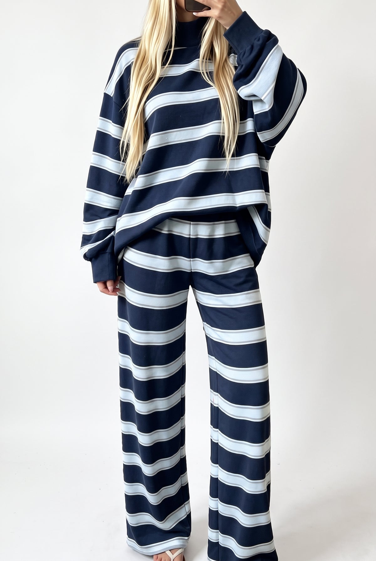 Minori stripe set in navy blue