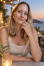 Lipari cluster ring, worn on a terrace