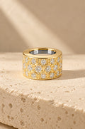 Anacapri ring cover in gold on travertine