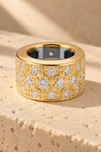 Close-up of the gold Anacapri ring cover