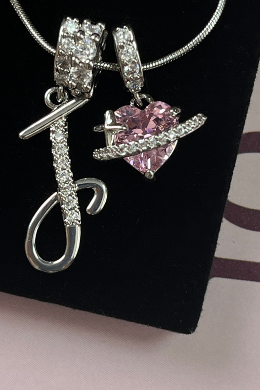 Cifra initial necklace letter J