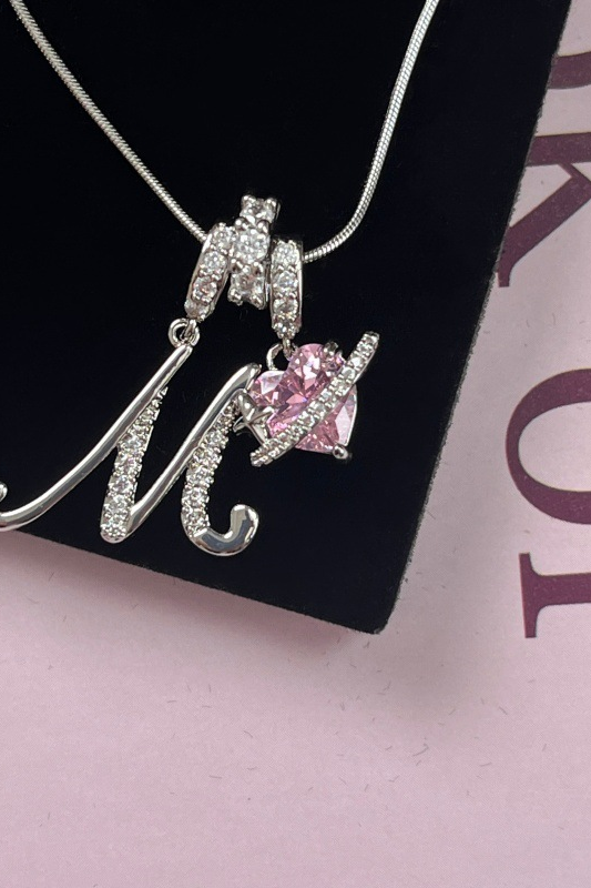 Cifra initial necklace letter M