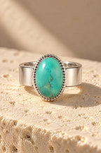 Close-up of the turquoise Giglio stone