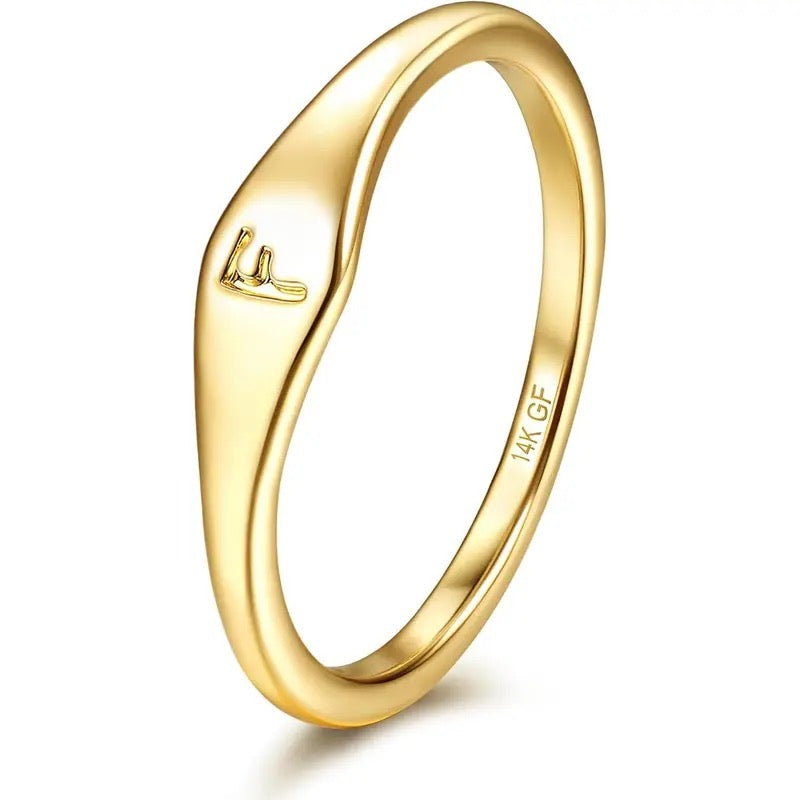 Lettera initial ring — letter F