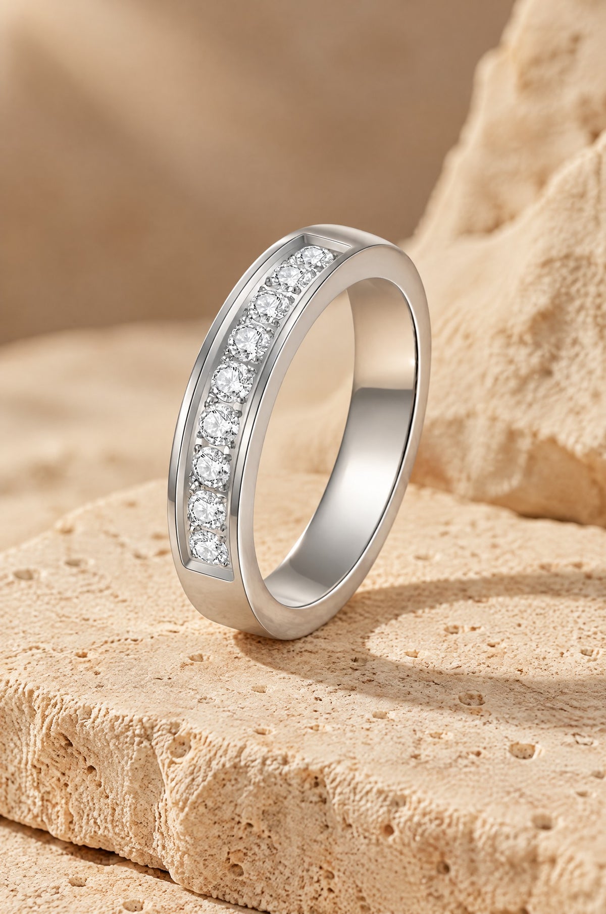 Recco moissanite band in Silver