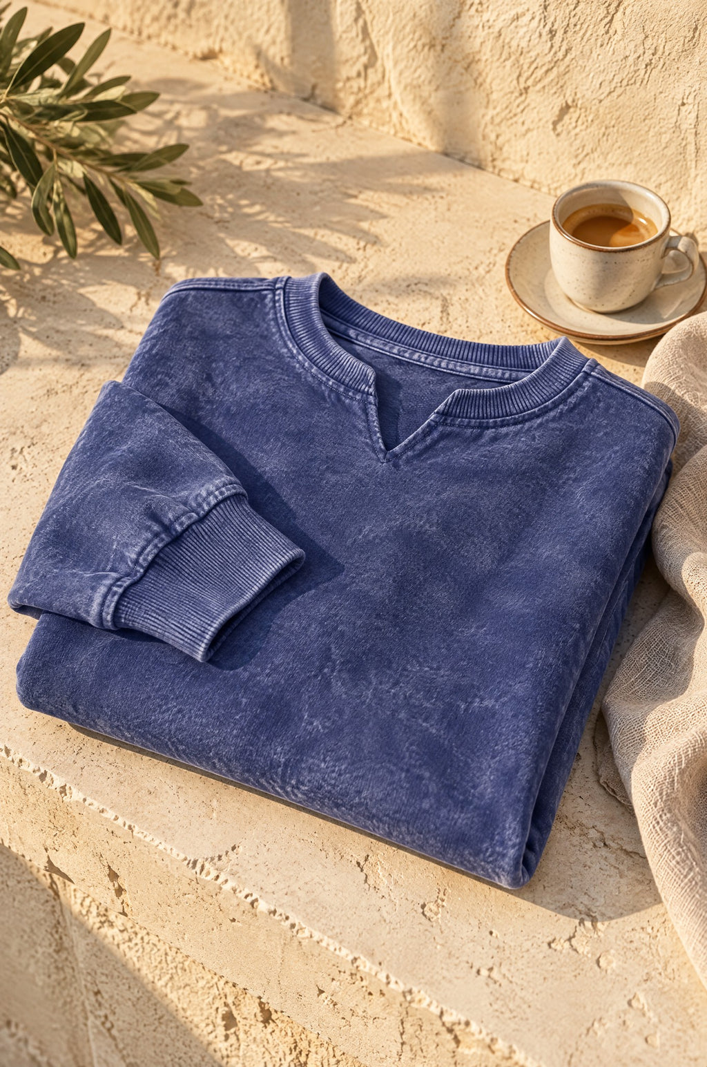 Nocelle washed sweatshirt, navy, folded